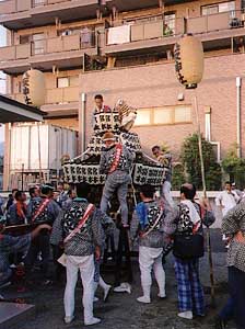 �񓔎��t�����i