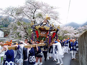 �����i�R