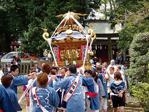 �������𗁂т�