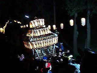 �{������P