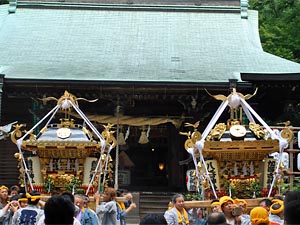 �������R