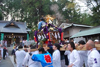 ����{�����i�Q