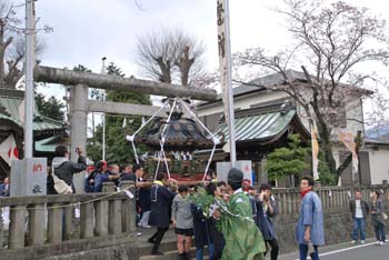 �������Q