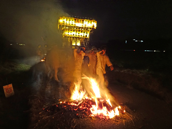 �S���x�� �L��F��̉Γn��