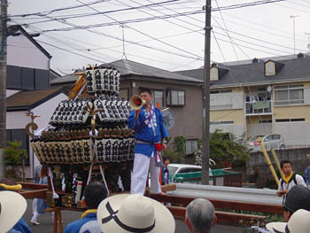 ���{ �N����A��������