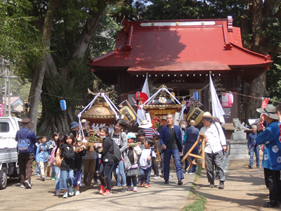 �q���_�`������